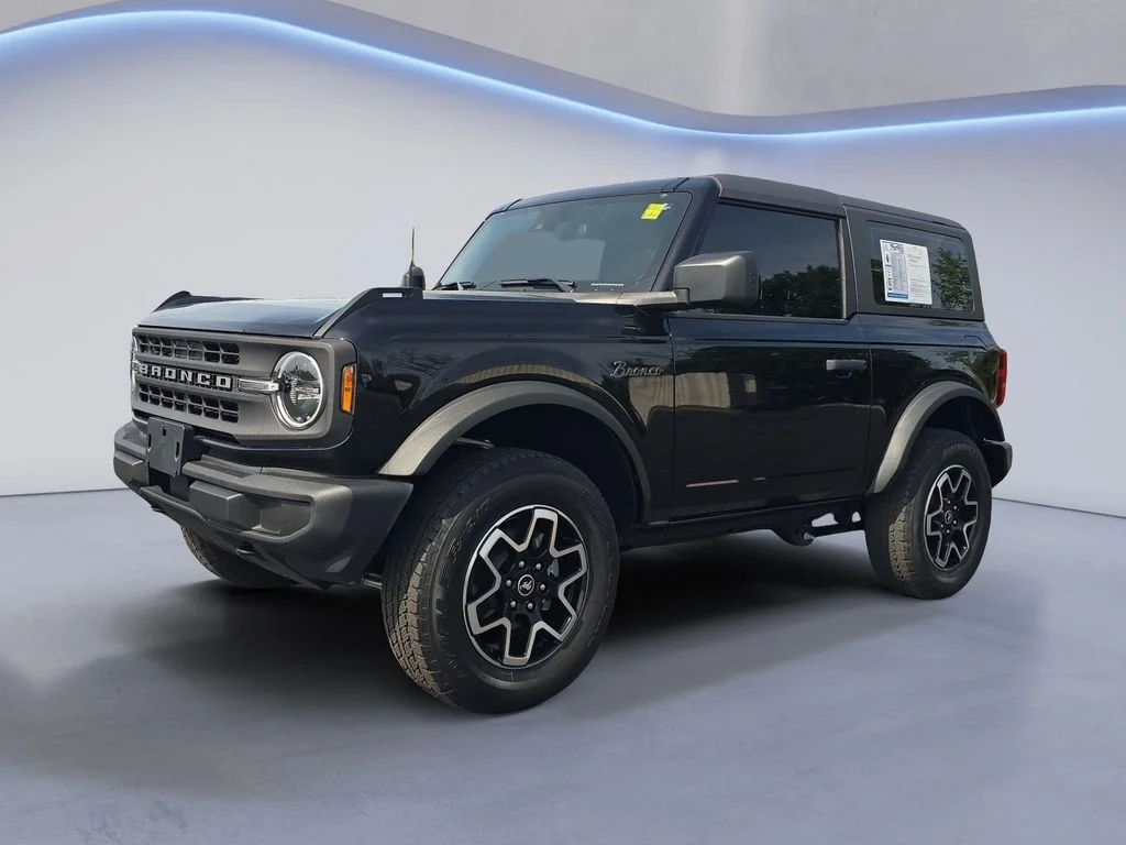 2023 Ford Bronco Base 4x4's photo