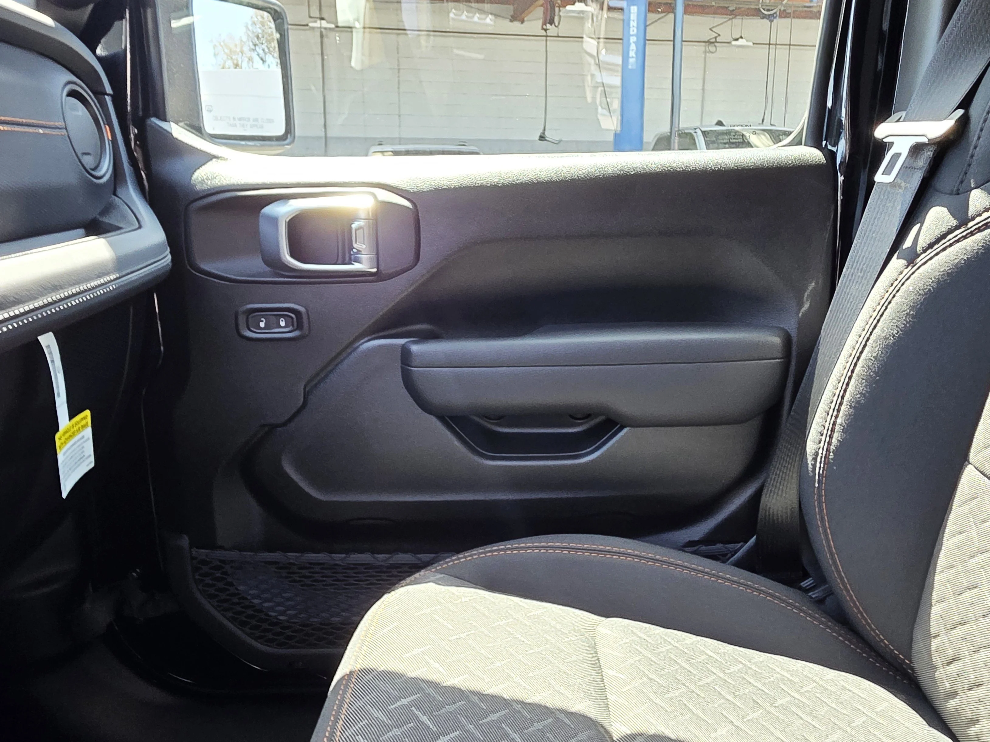 New 2026 Black Clearcoat Jeep Mojave image 9