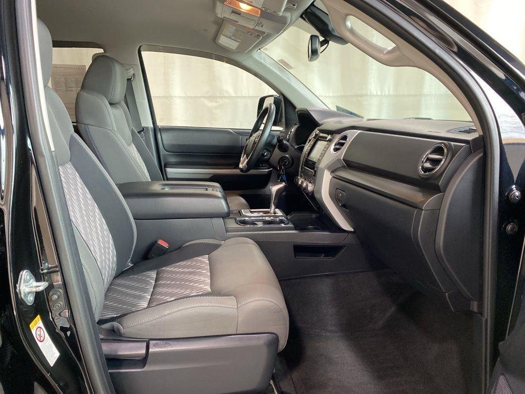 Used 2019 Midnight Black Metallic Toyota SR5 image 6