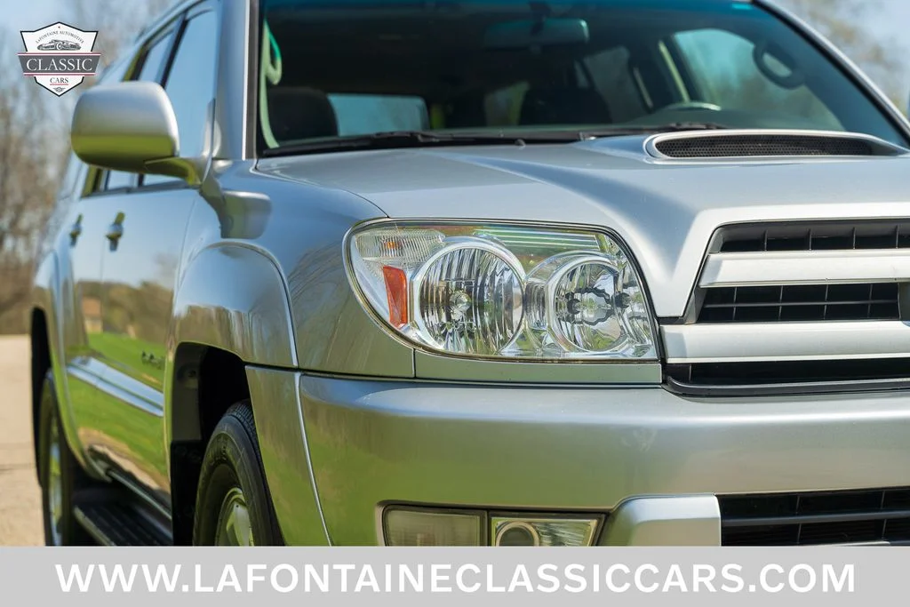 Used 2003 Silver Toyota SR5 Sport image 12
