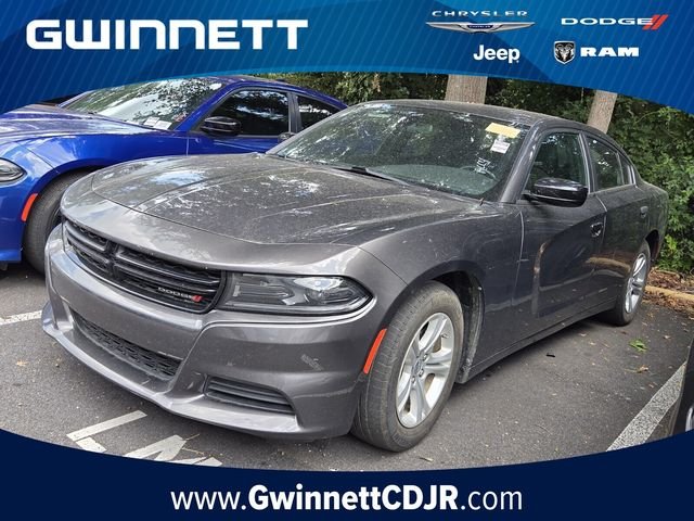 Used 2023 Gray Dodge SXT image 1