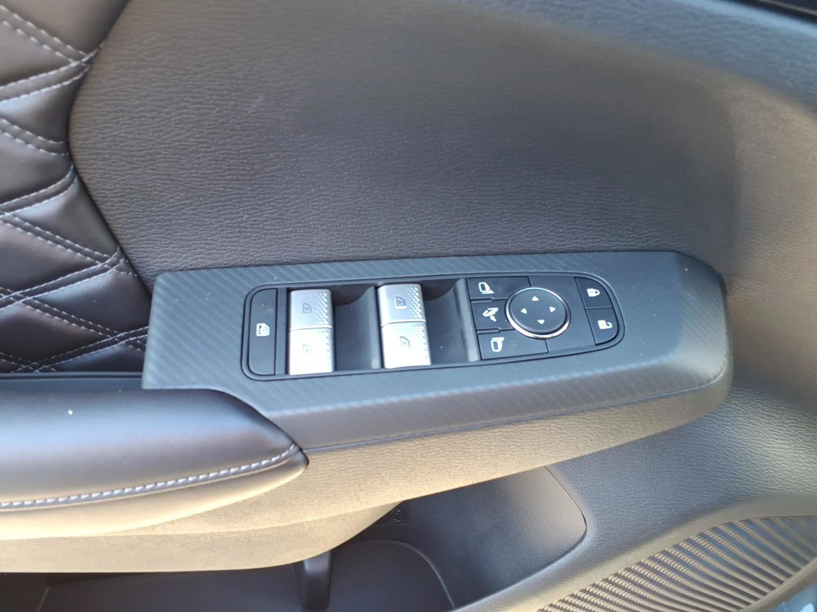 New 2026 Moonrock Gray Nissan Platinum image 11