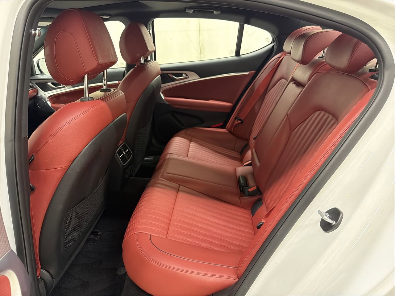 2023 GENESIS G70 Standard - Photo 19