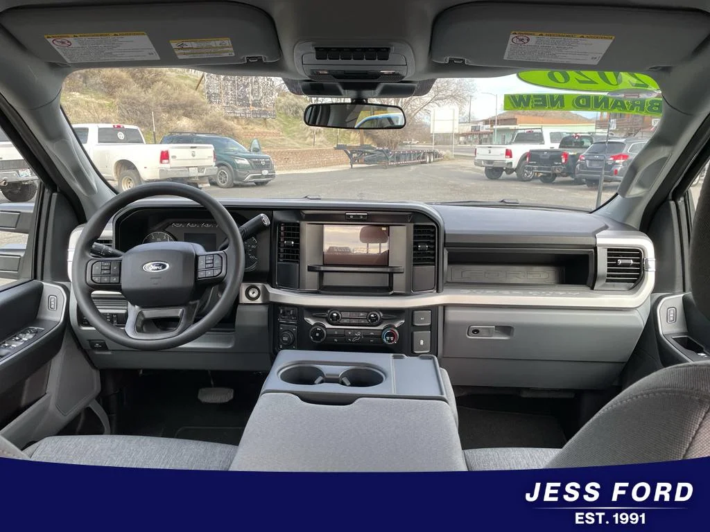 2026 Ford F-350 Super Duty XL - Photo 13