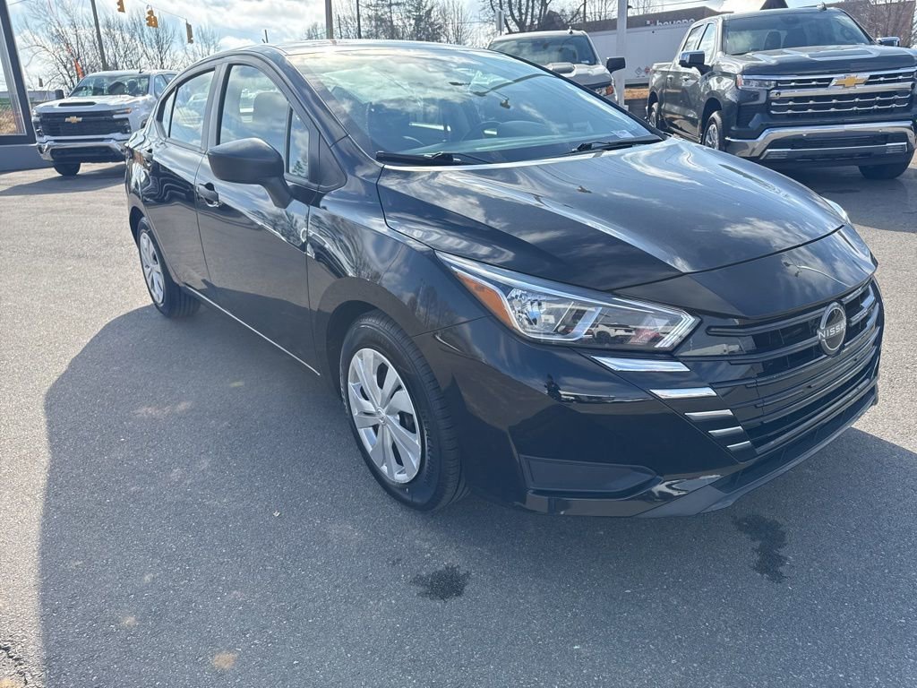 View vehicle photo 7