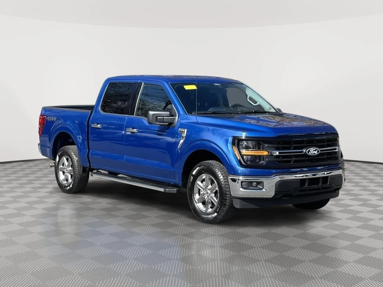 Used 2025 Atlas Blue Ford XLT image 5