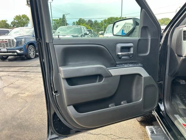 Used 2016 Black Chevrolet LT image 23