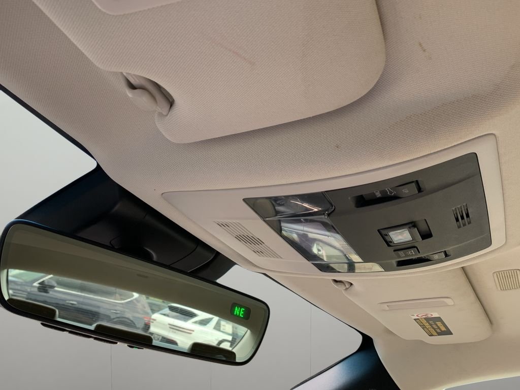2021 Lexus ES 350 - Photo 31