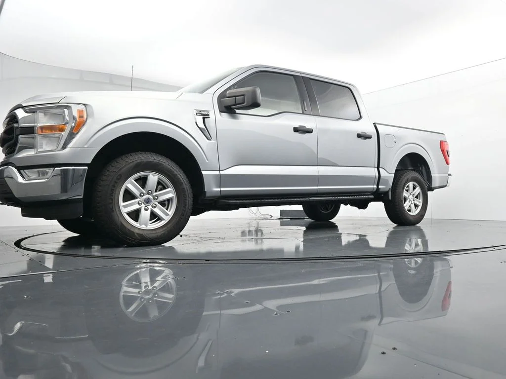 Used 2022 Silver Ford XLT image 28