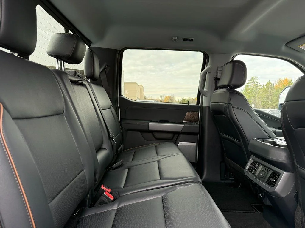 2026 Ford F-350 Super Duty Lariat - Photo 15