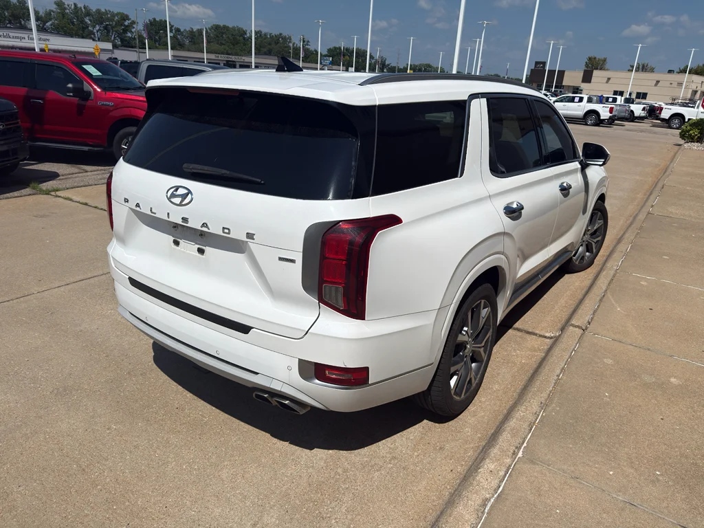 Used 2021 Hyper White Hyundai Limited image 13