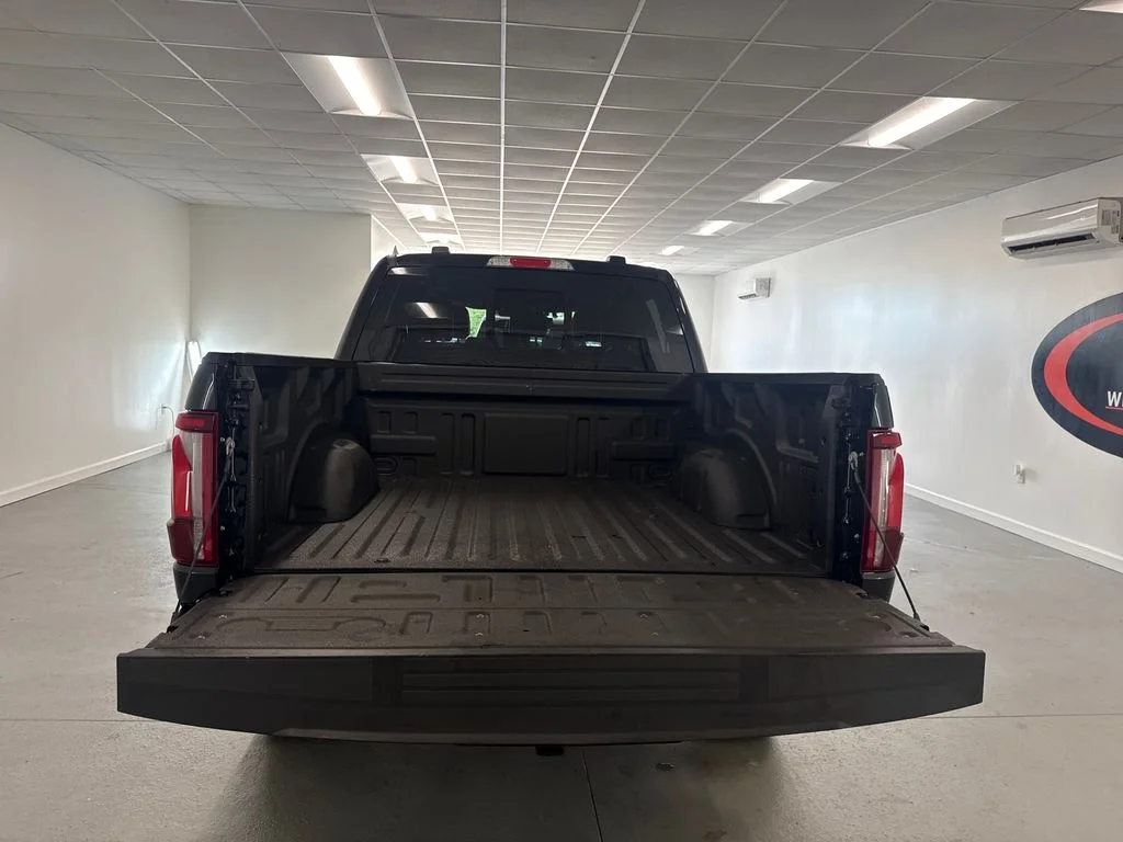Used 2025 Black Ford Lariat image 10