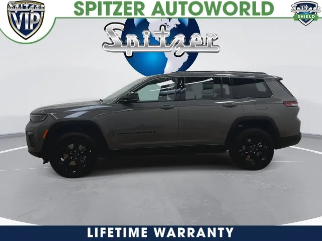 New 2027 Sting-Gray Clear-Coat Paint Jeep Limited image 10