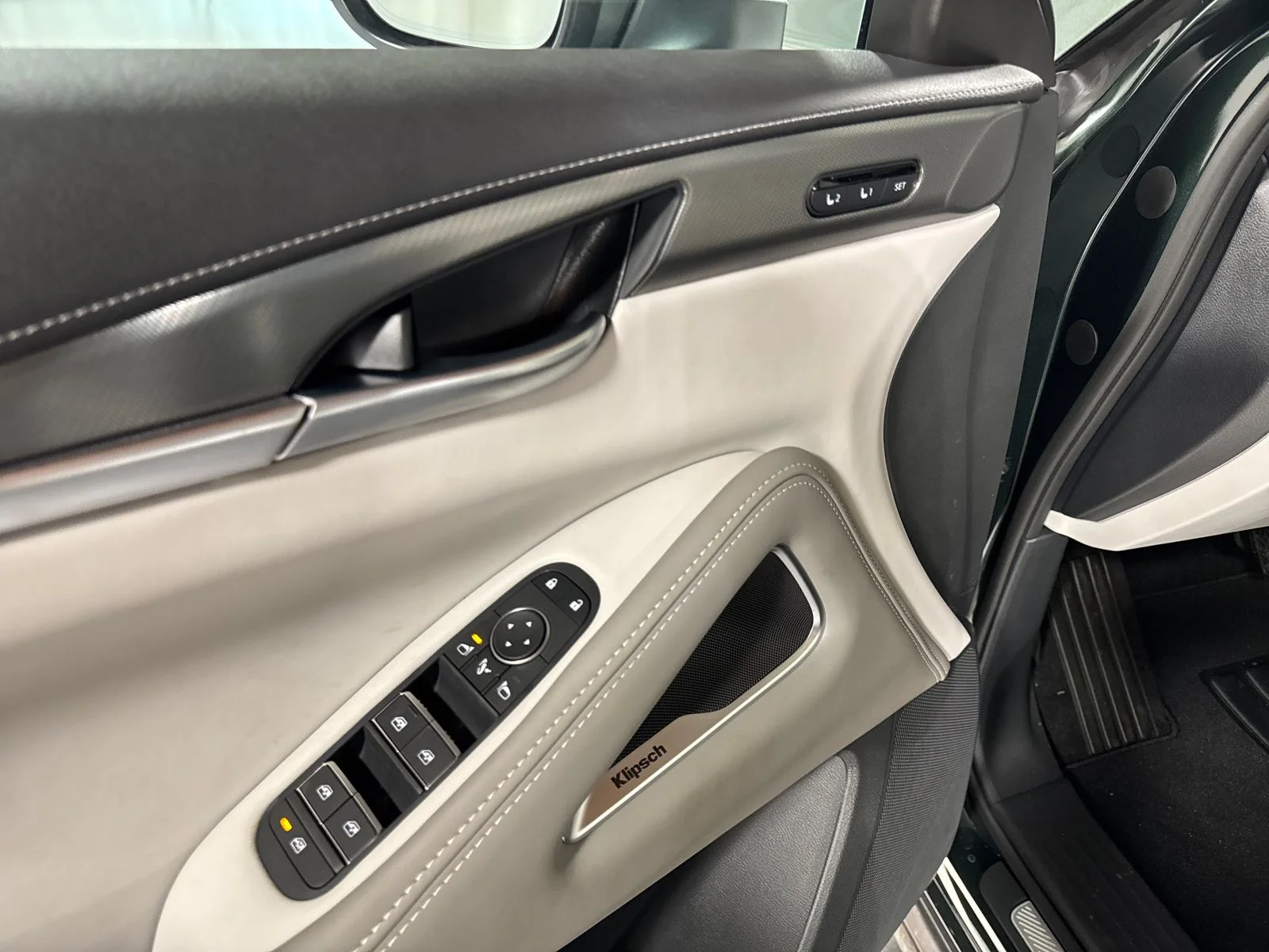 2026 INFINITI QX60 LUXE - Photo 12