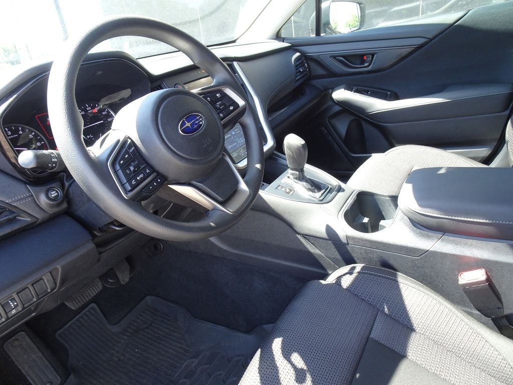 Used 2024 White Subaru 2.5i image 10