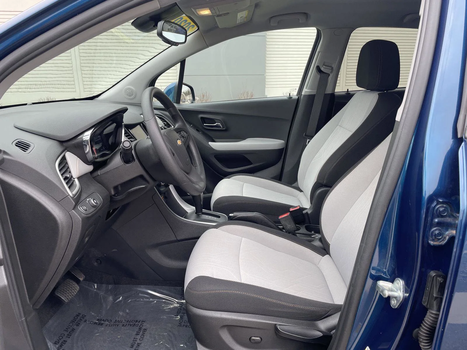 Used 2020 Pacific Blue Metallic Chevrolet LT image 21