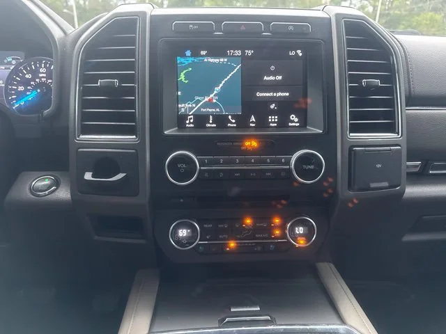 Used 2018 Gray Ford XLT image 13