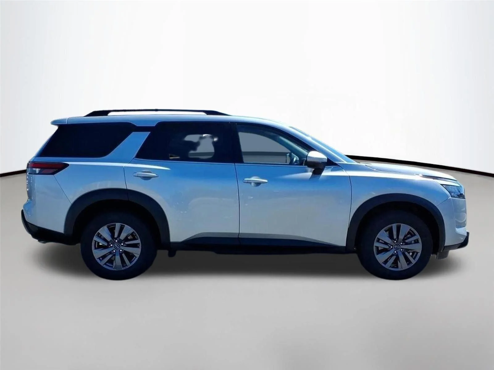 Used 2025 Brilliant Silver Metallic Nissan SV image 9