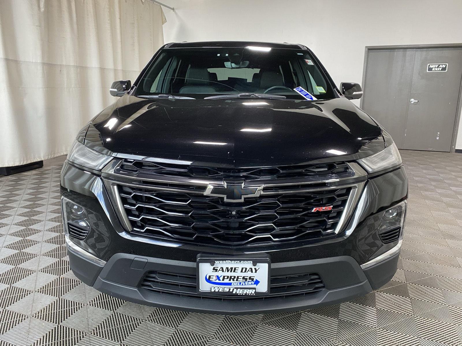 Used 2023 Mosaic Black Metallic Chevrolet RS image 5