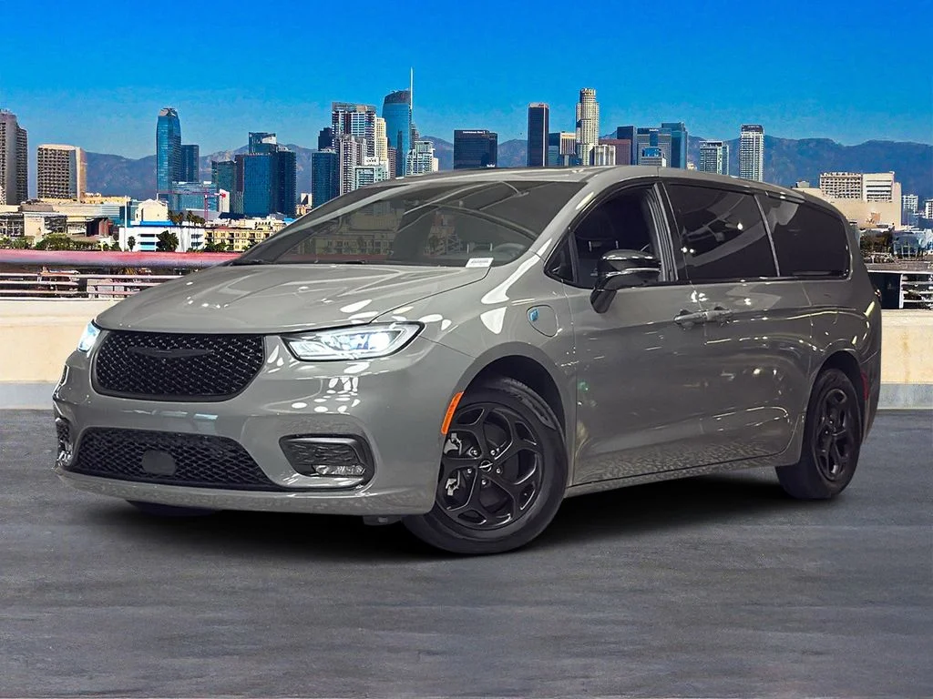 Used 2023 Chrysler Pacifica Hybrid Limited with VIN 2C4RC1S78PR584565 for sale in Los Angeles, CA