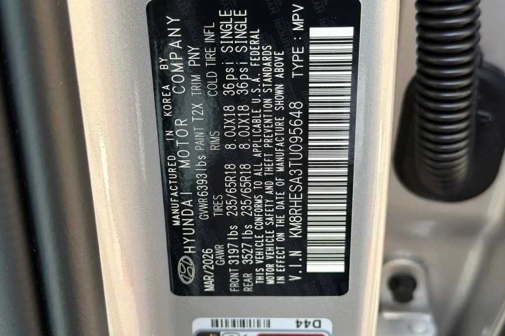 New 2026 Silver Hyundai SEL Premium image 24