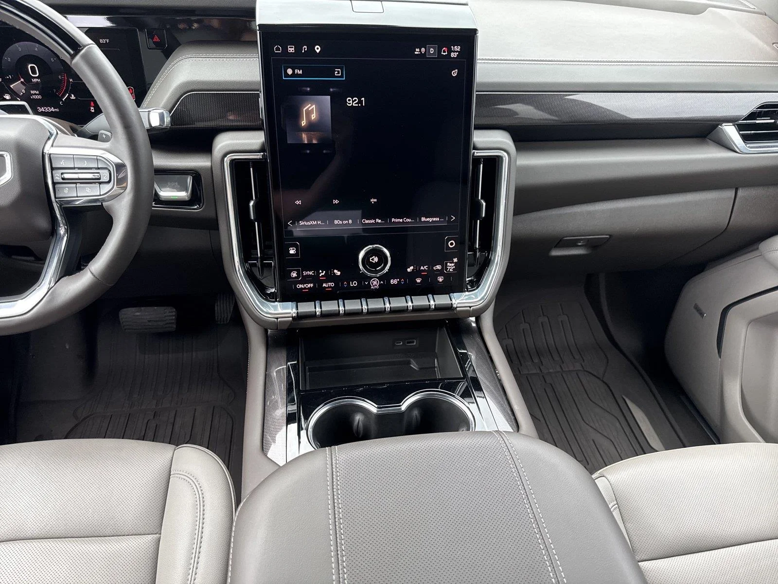 Used 2025 Summit White GMC Elevation image 15