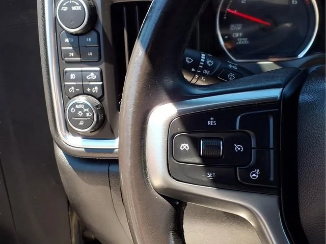 Used 2020 SHADOW GRAY METALLIC Chevrolet LT Trail Boss image 14