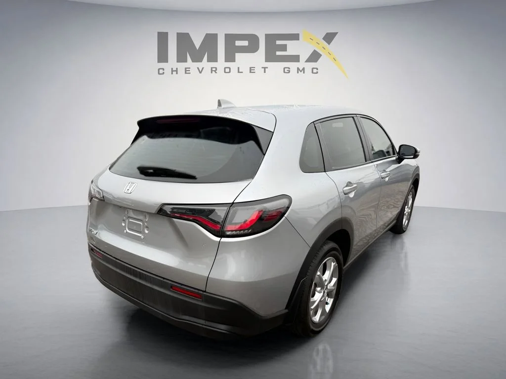 Used 2025 Silver Honda LX image 5