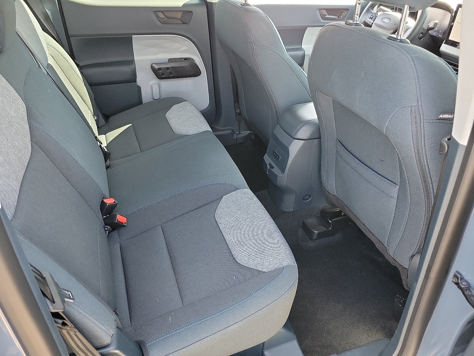 New 2026 Azure Gray Metallic Tri-Coat Ford XLT image 19
