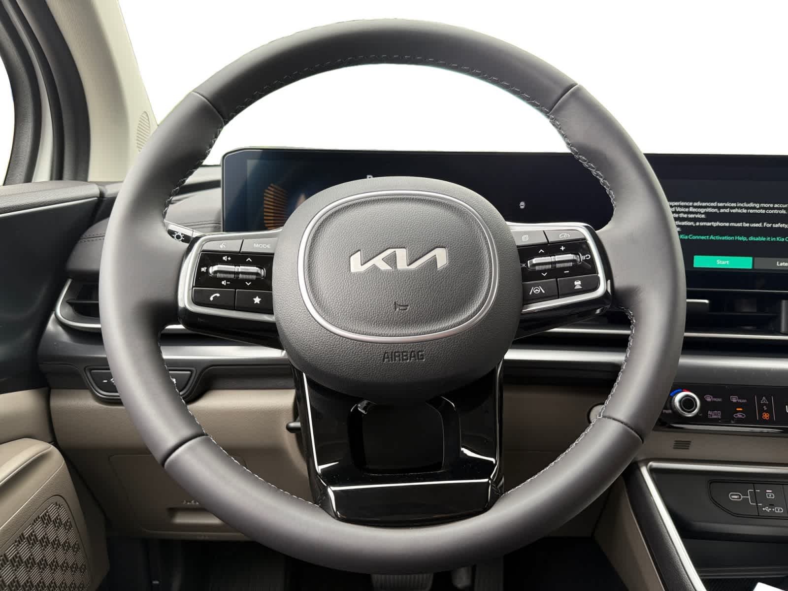 New 2026 Snow White Pearl Kia LXS image 13