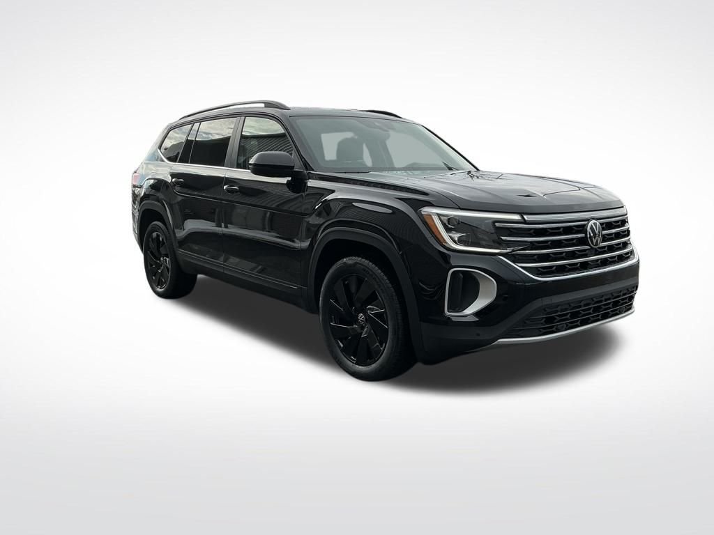 New 2026 Black Volkswagen 2.0T SE w/Technology image 7