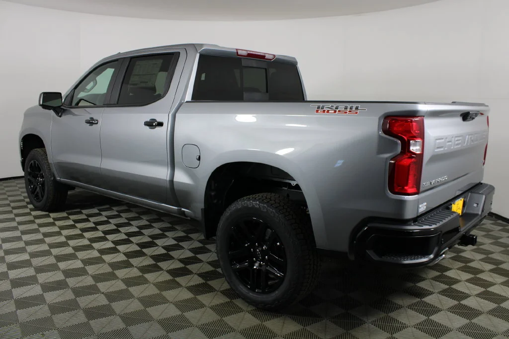 New 2026 Sterling Gray Metallic Chevrolet LT Trail Boss image 4