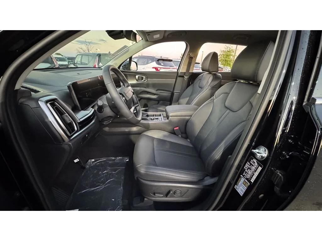 New 2026 Blk Kia S image 9