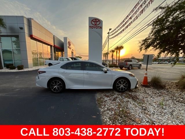 Used 2022 White Toyota SE image 2