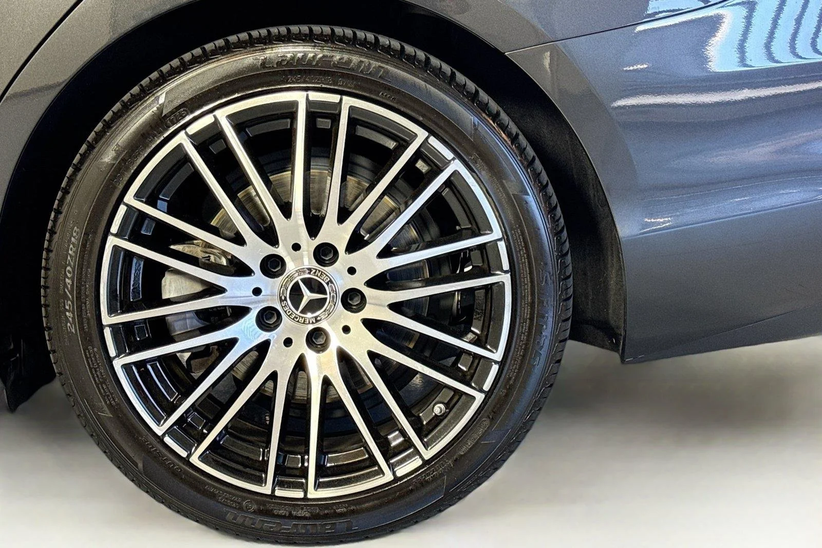 Used 2023 Graphite Grey Metallic Mercedes-Benz C 300 image 30