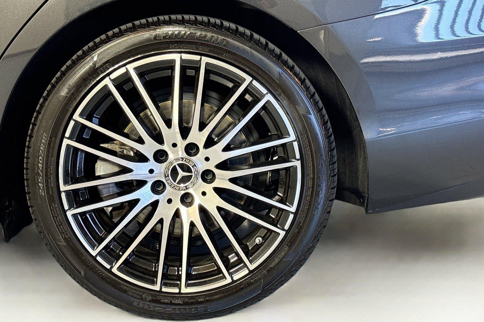 Used 2023 Graphite Grey Metallic Mercedes-Benz C 300 image 30