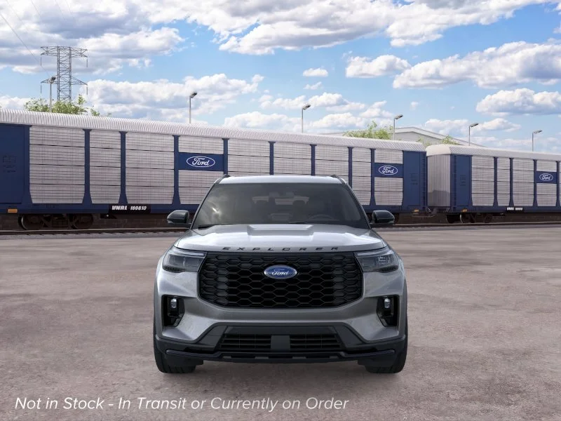 New 2026 Carbonized Gray Metallic Ford ST-Line image 6