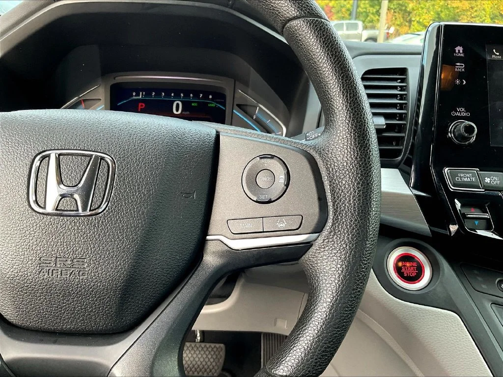 Used 2020  Honda EX image 13