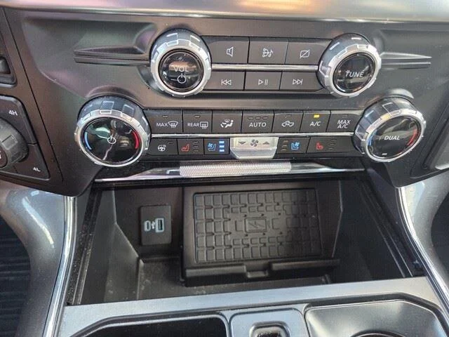 Used 2023 Carbonized Gray Metallic Ford LARIAT image 19