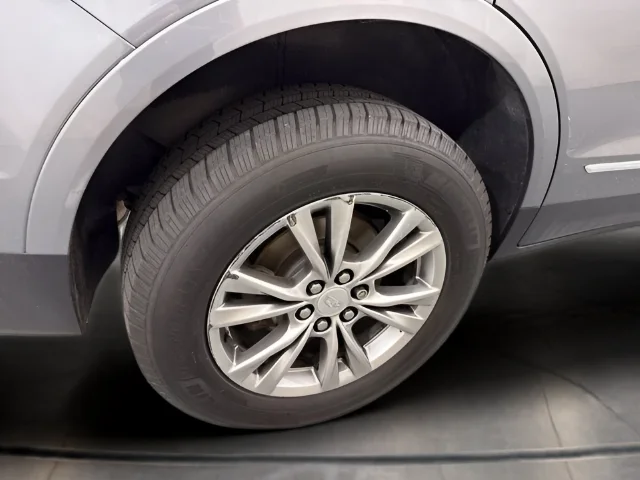 Used 2022 Gray Cadillac Premium Luxury image 9