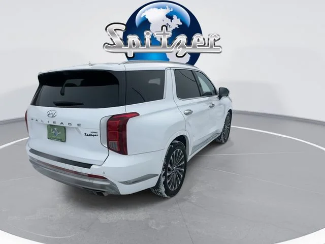 Used 2025 White Hyundai Calligraphy image 9