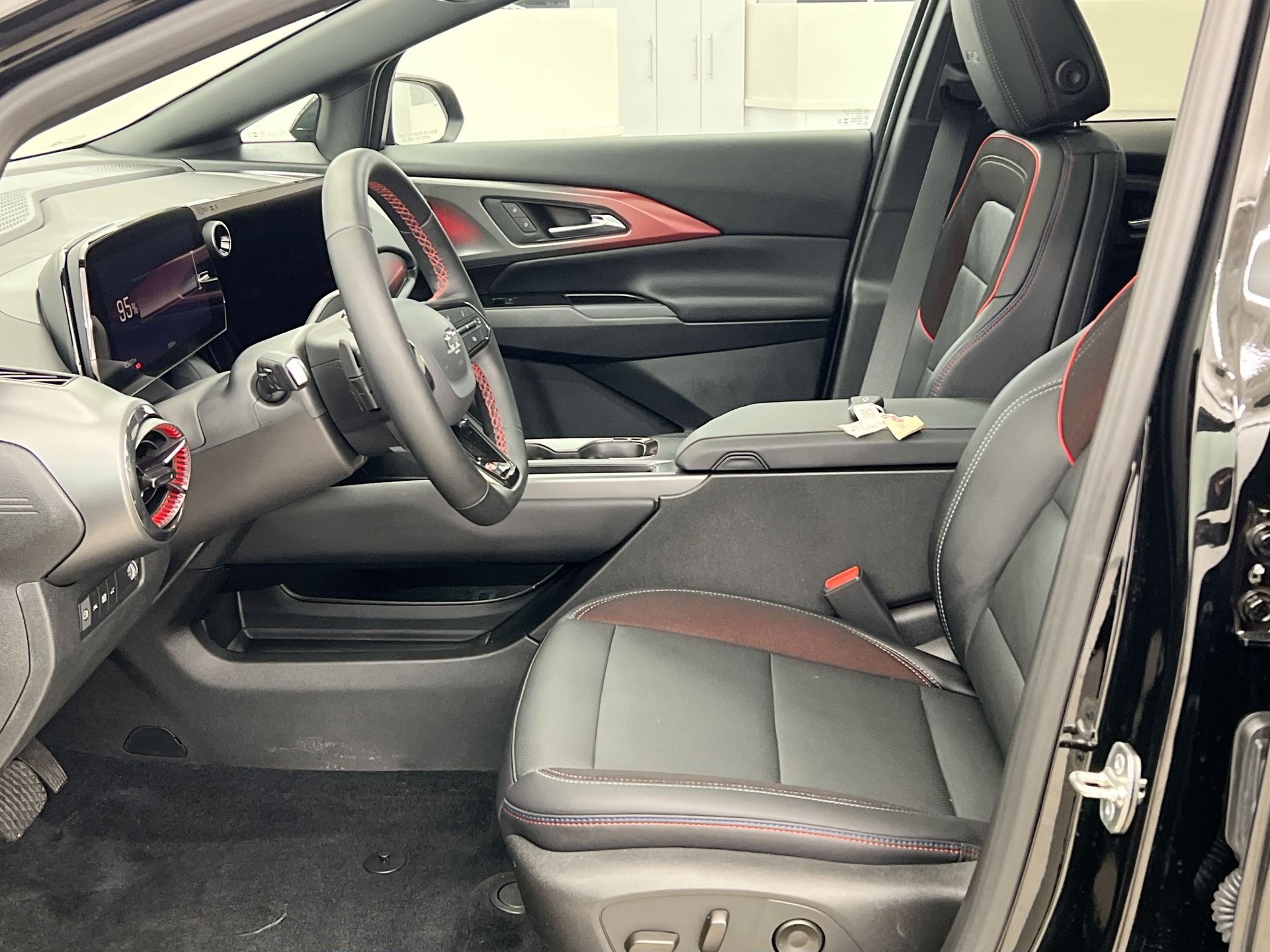 2026 Chevrolet Equinox EV RS - Photo 39