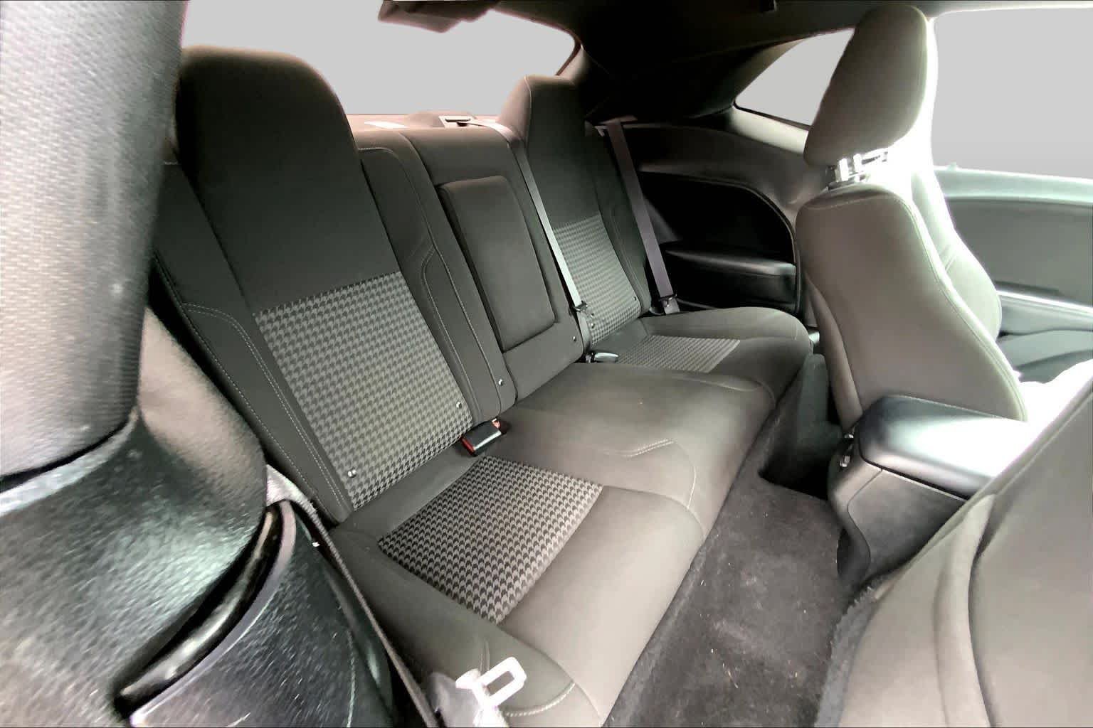 Used 2023 Pitch Black Clearcoat Dodge SXT image 16