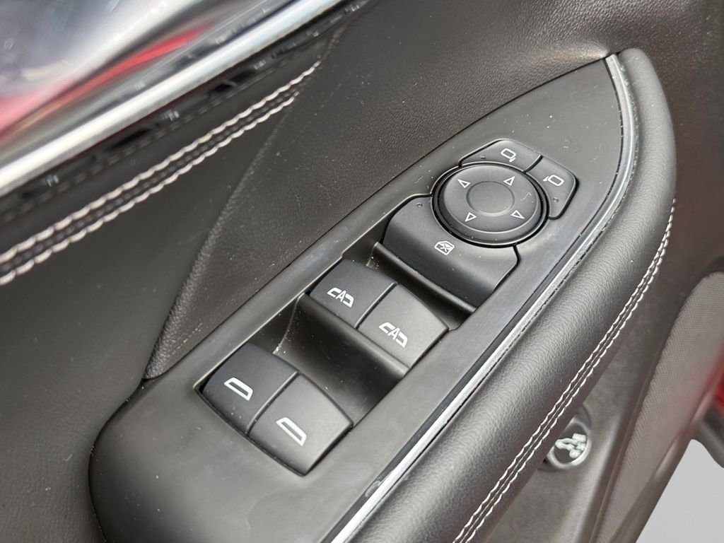 Used 2023 Red Buick Preferred image 26