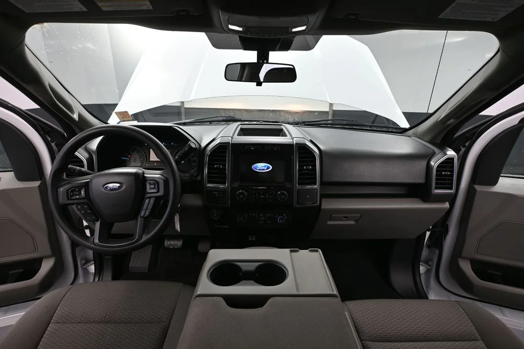 Used 2020 White Ford XLT image 24