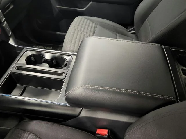 Used 2023 White Ford XLT image 21