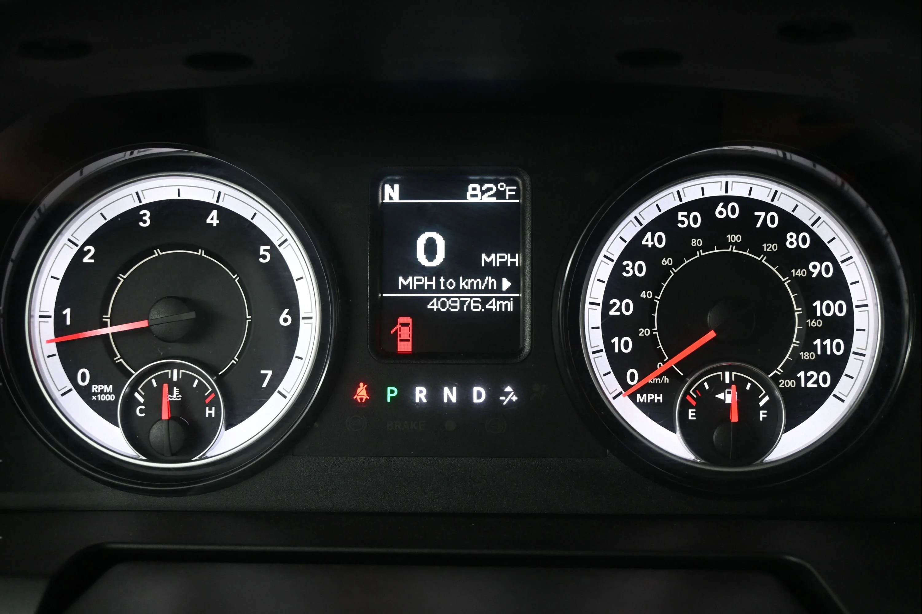 2024 RAM Ram 1500 Classic SLT - Photo 18