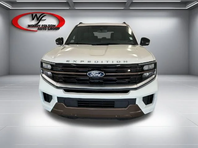 New 2027 Star White Metallic Tri-Coat Ford King Ranch® image 24