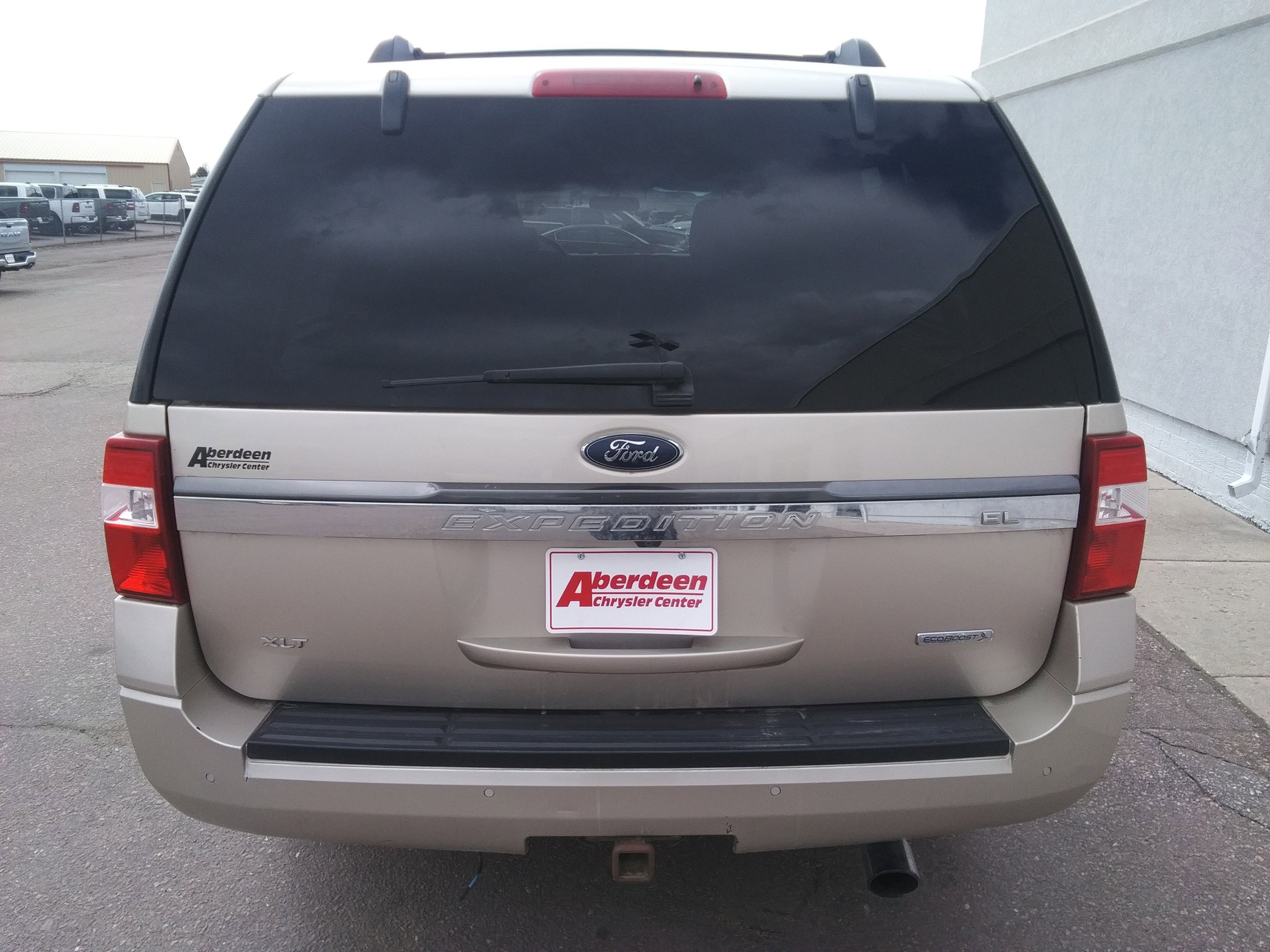 Used 2017 Gold Ford XLT image 6