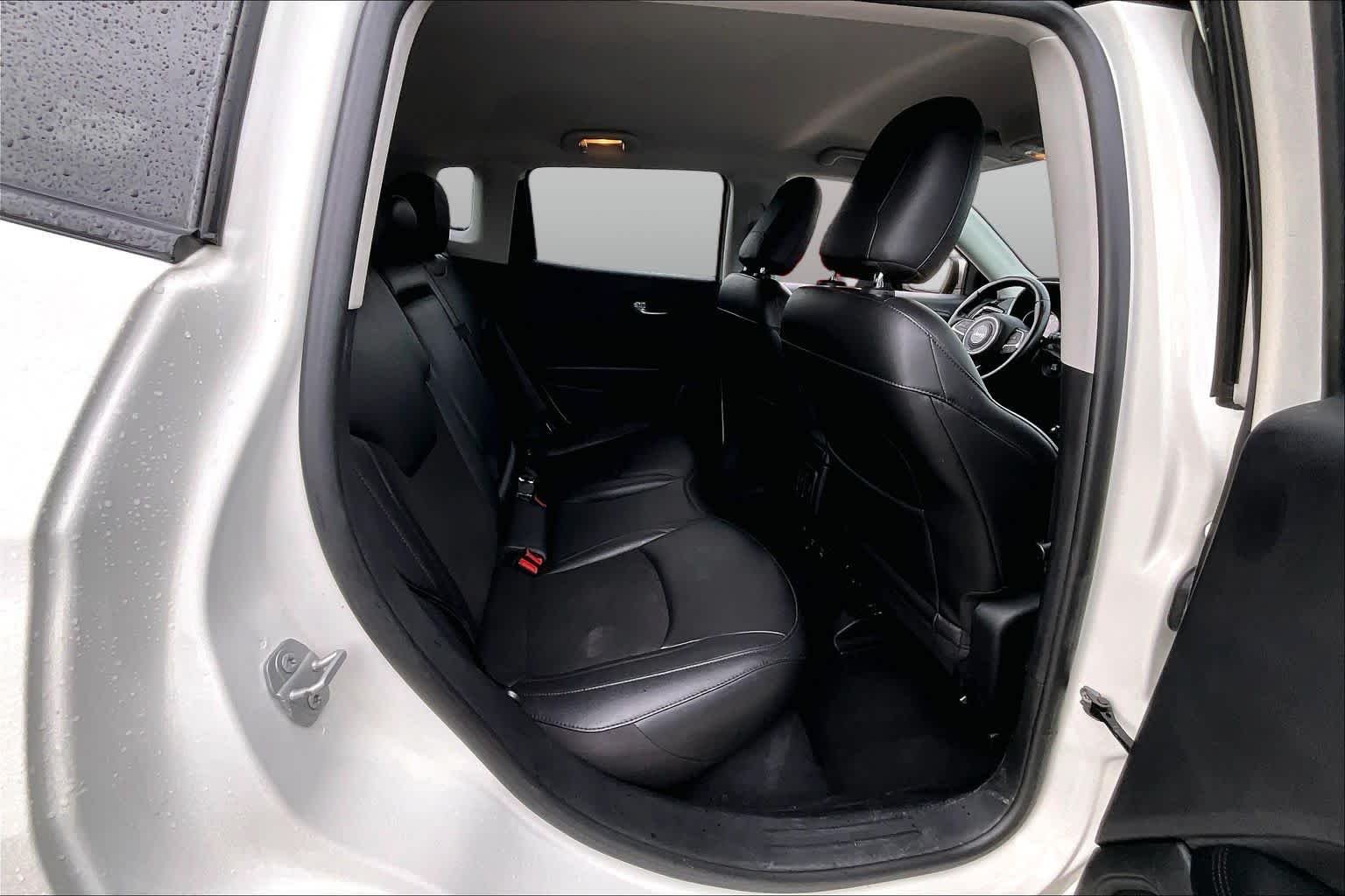 Used 2021 White Clearcoat Jeep Altitude image 20
